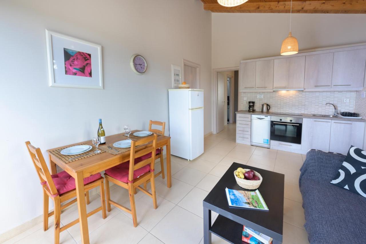 Pangolas Apartments Paxos Longósz Kültér fotó