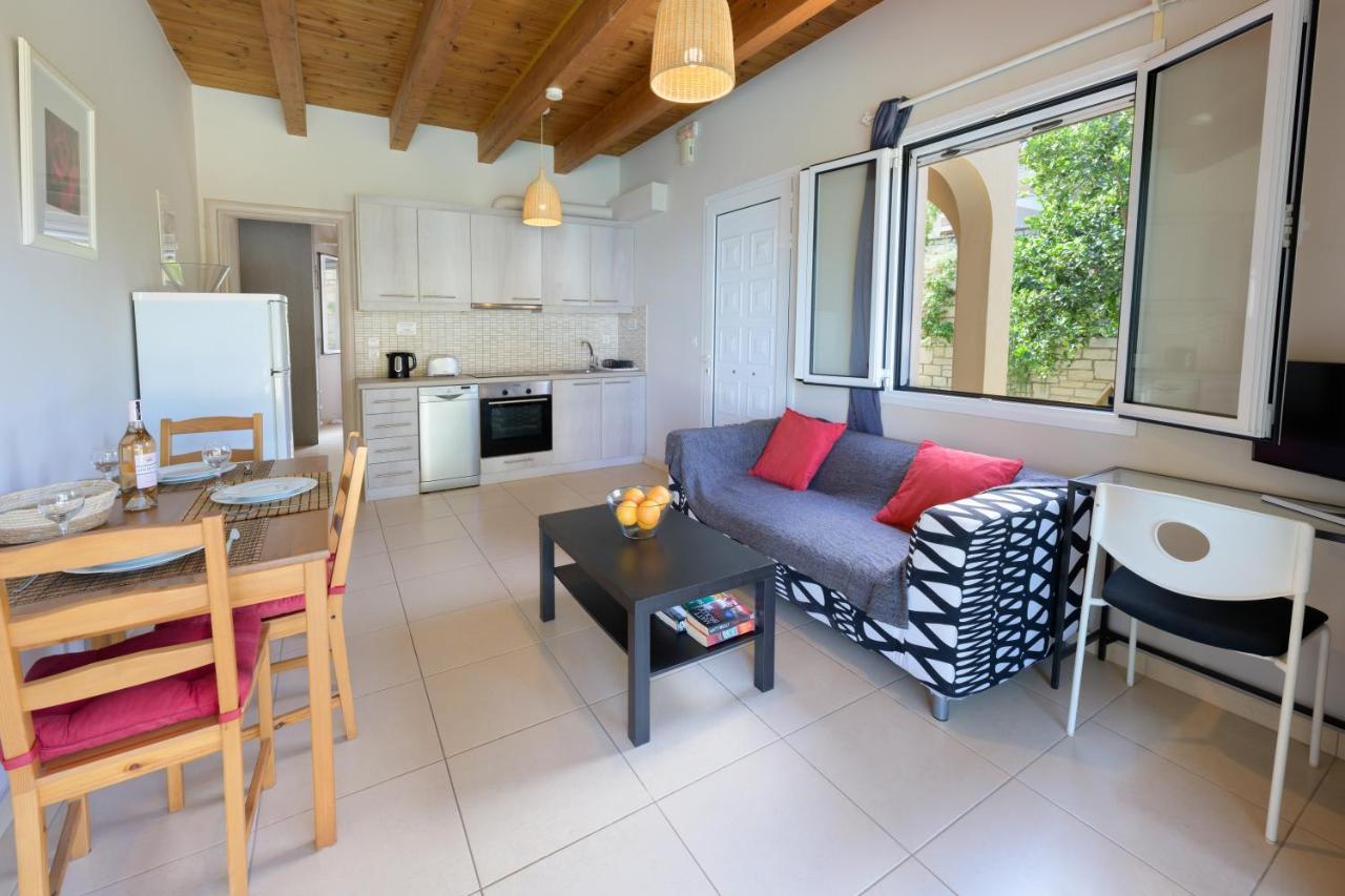 Pangolas Apartments Paxos Longósz Kültér fotó