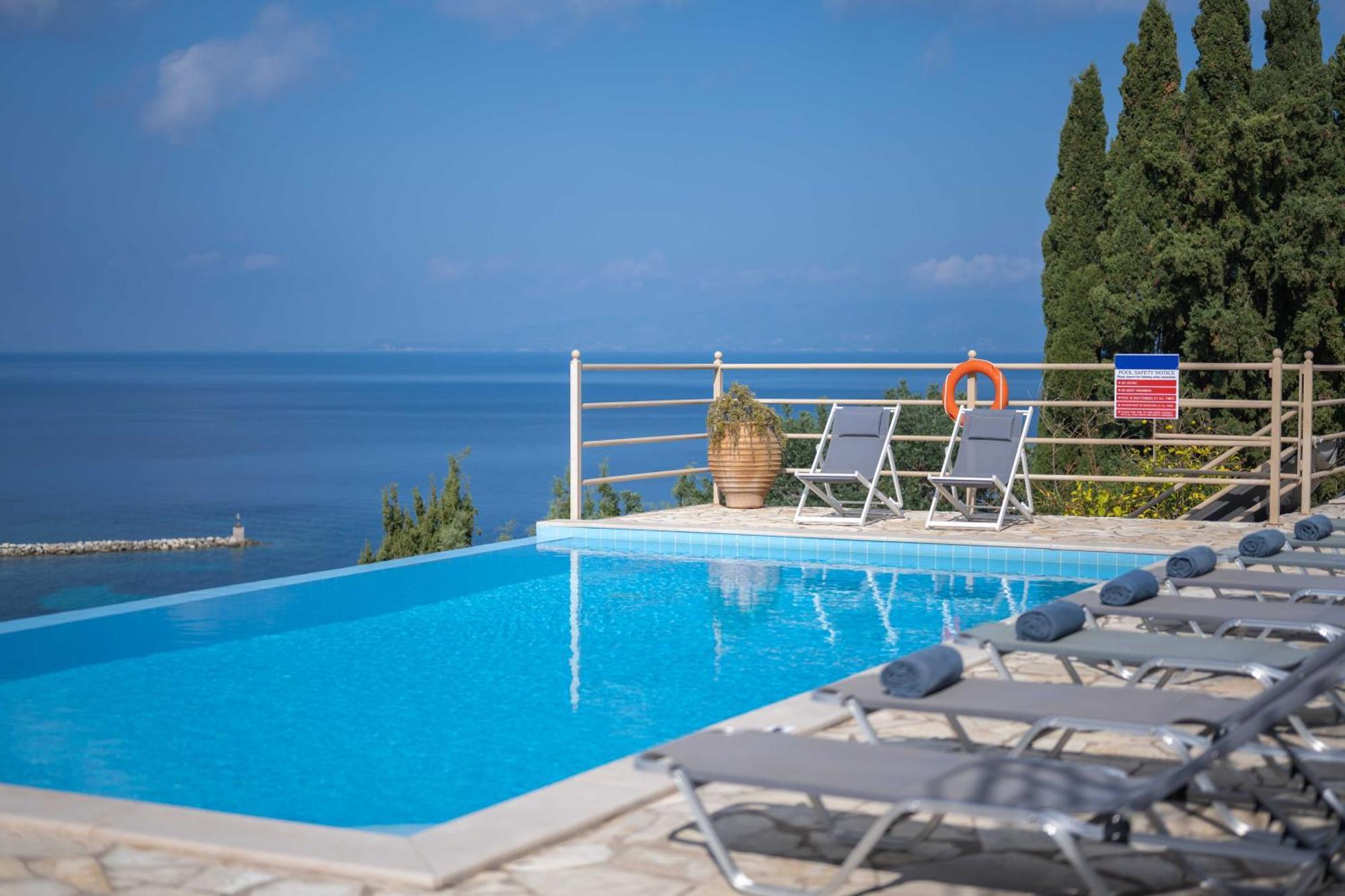 Pangolas Apartments Paxos Longósz Kültér fotó