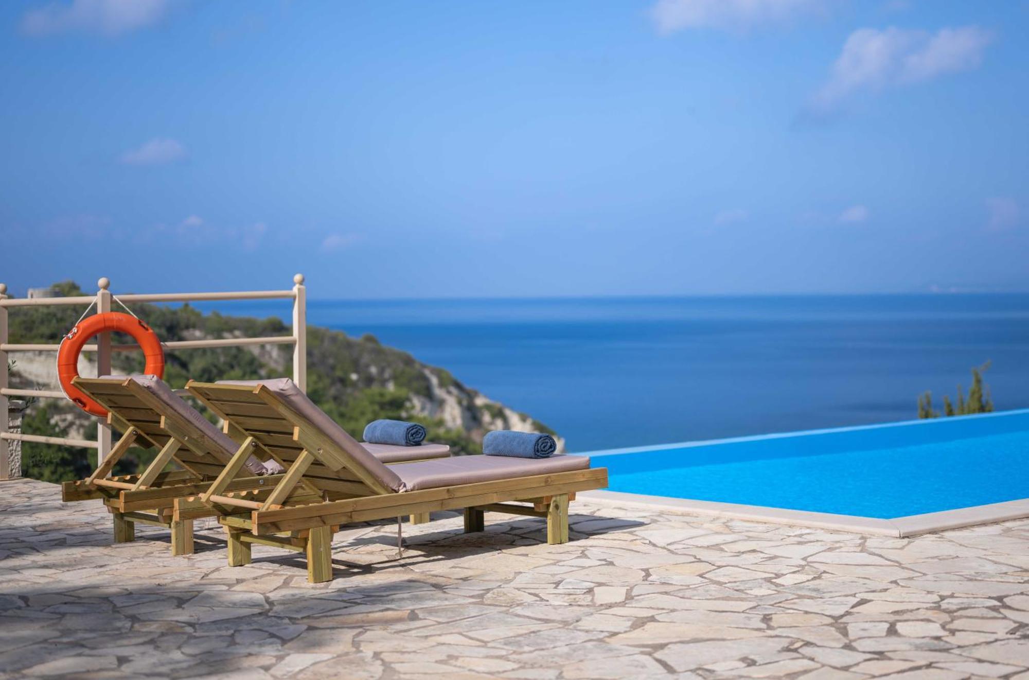 Pangolas Apartments Paxos Longósz Kültér fotó